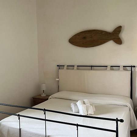 Appartamento Il Paguro A Cala Francese La Maddalena (Sassari) Exterior foto