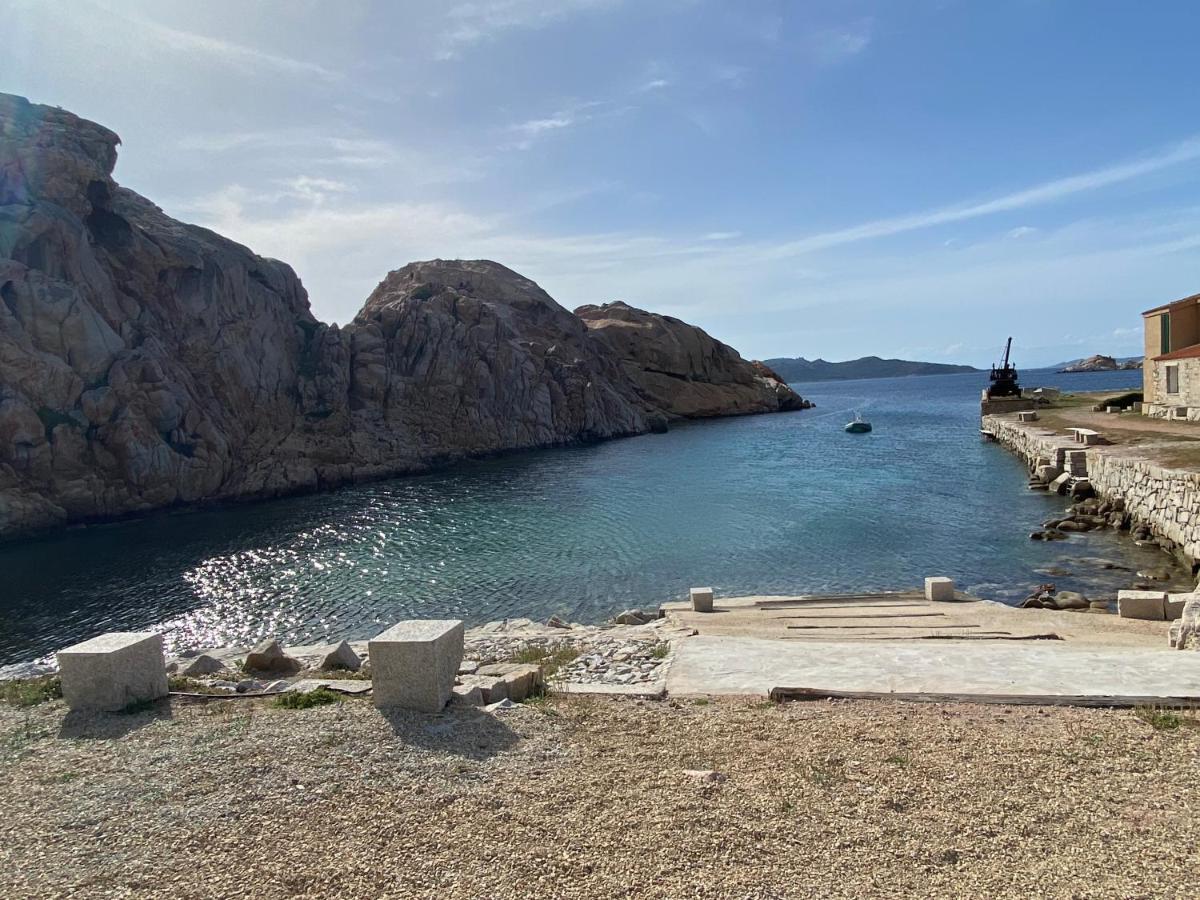 Appartamento Il Paguro A Cala Francese La Maddalena (Sassari) Exterior foto